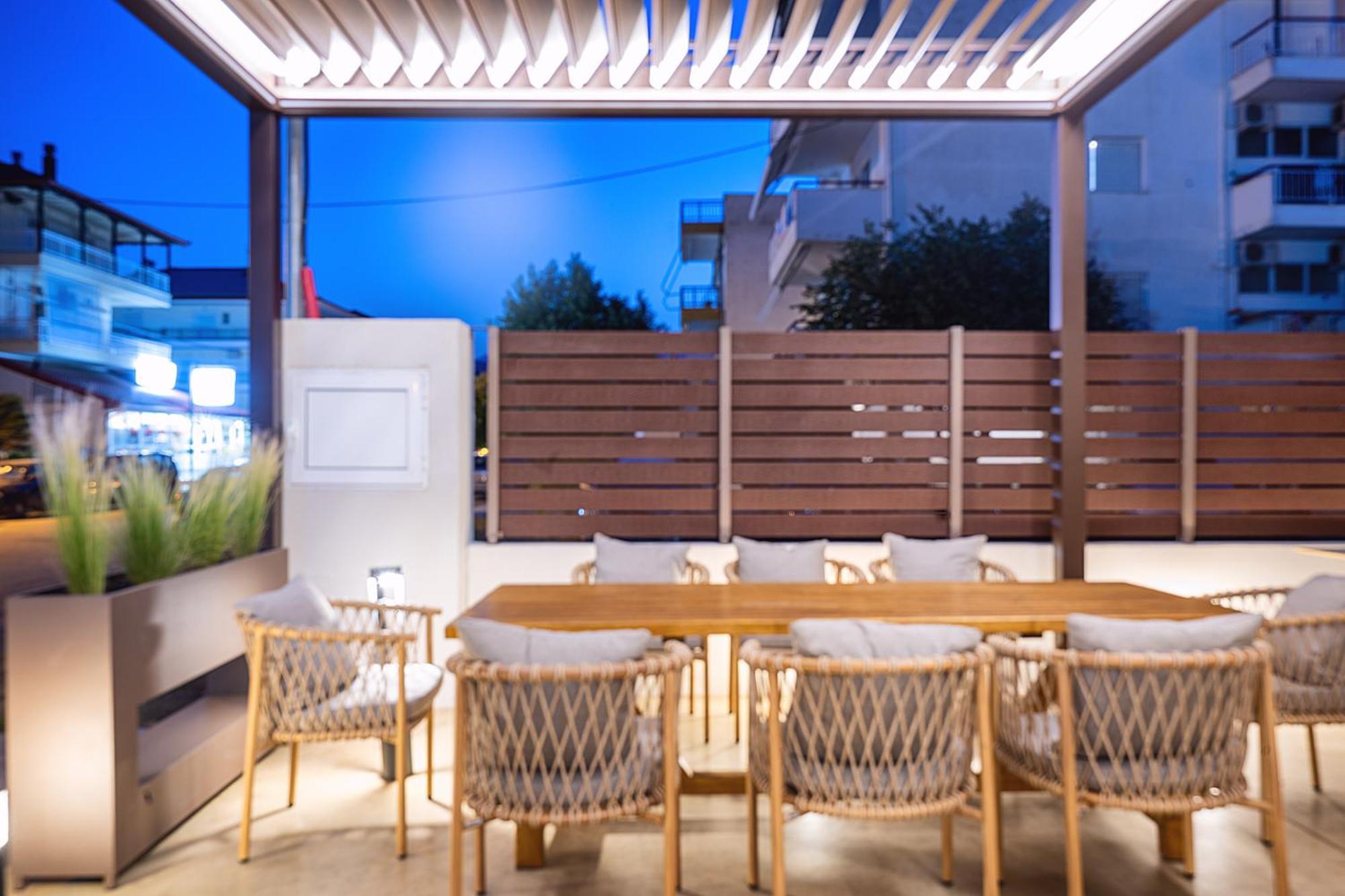 尼欧波洛伊Pantheon Sea View公寓式酒店 外观 照片