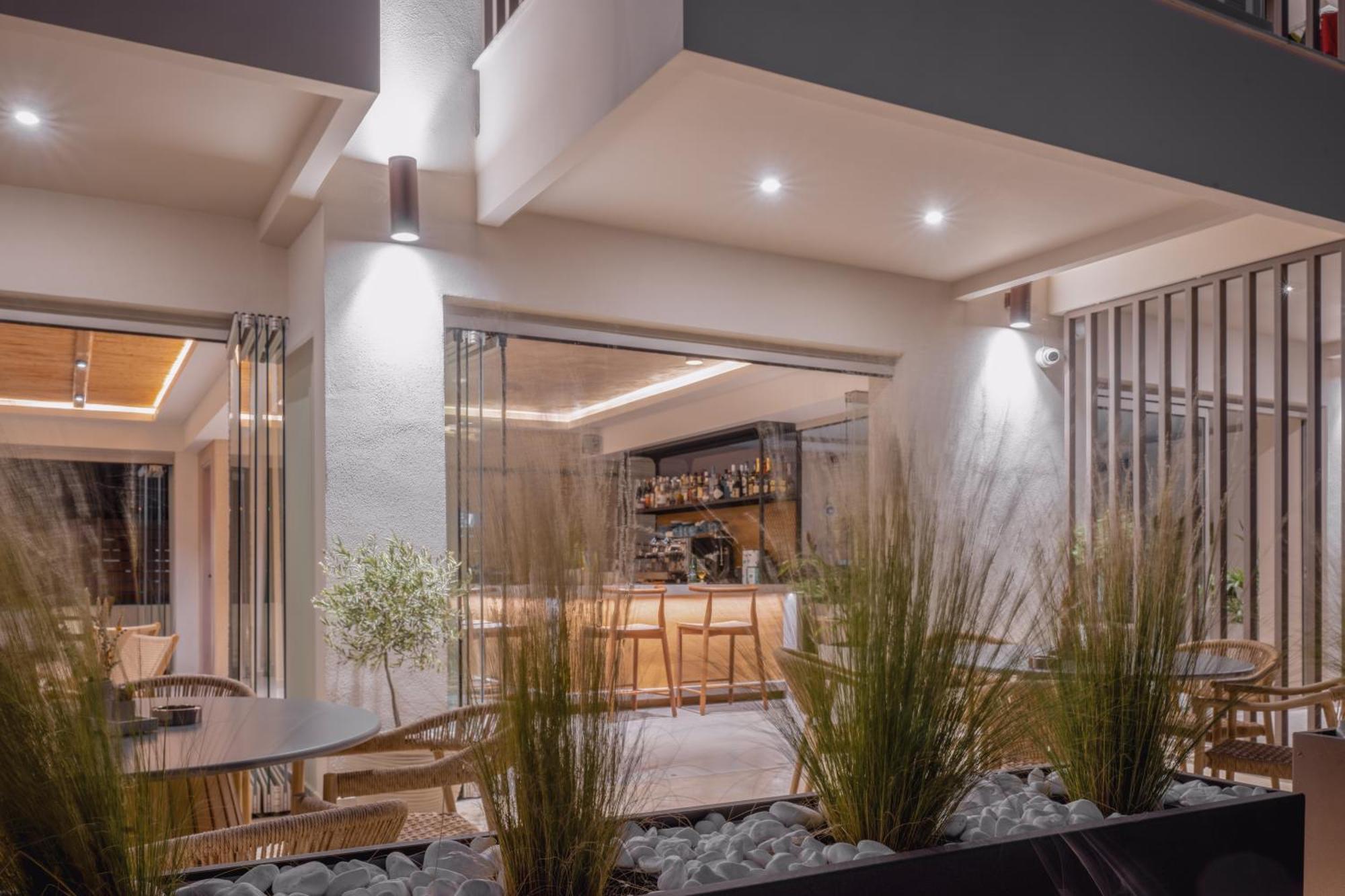 尼欧波洛伊Pantheon Sea View公寓式酒店 外观 照片